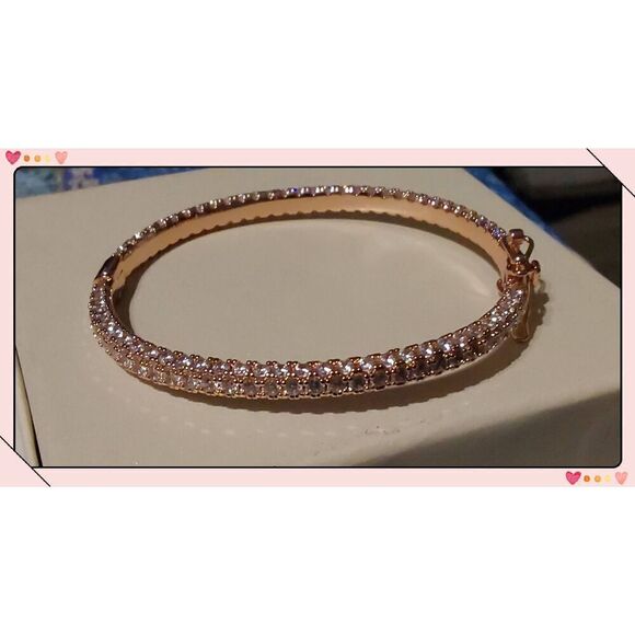 Stunning 18K Rose Gold Plate Pave Diamond Simulant Bangle Bracelet - Picture 1 of 2